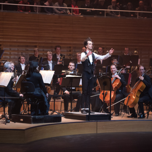 11 Gabor Vosteen mit Orchester CR Roland Schöni